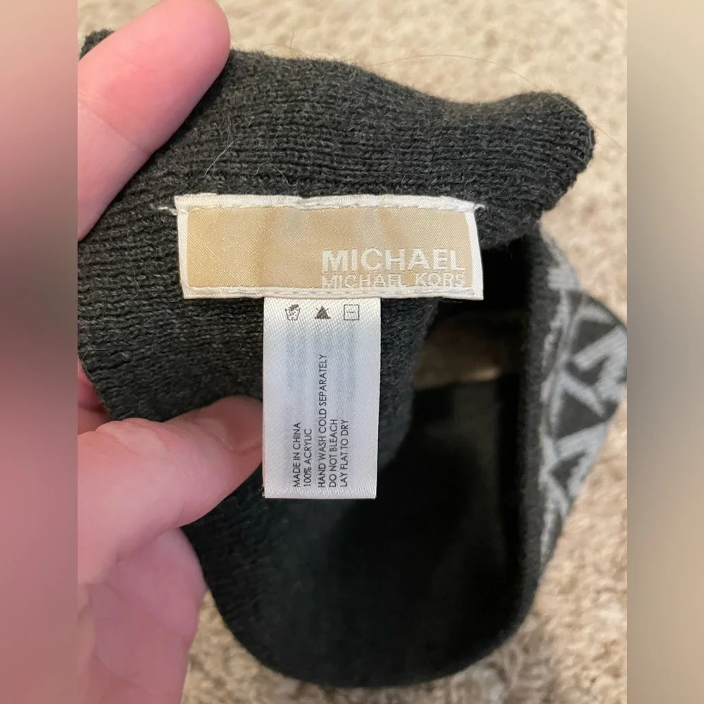 Michael Kors Winter Initals Head Band - Picture 2 of 3